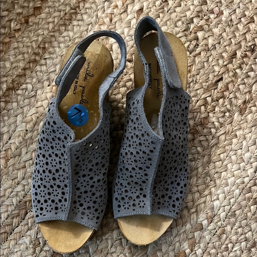 Mila Paoli Gray Wedge Shoes with Intricate Cutout Design